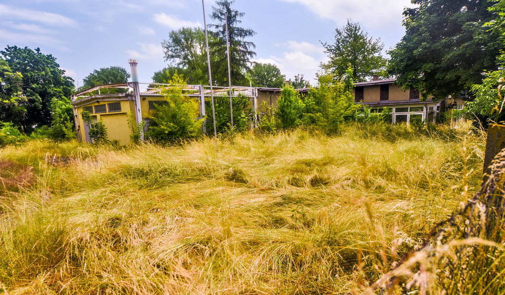 Für das Areal vom ehemaligen Fahrzeughandel Sturm in Querfurt gab es schon verschiedene Pläne. Nun bringt Aldi sein Vorhaben in den Stadtrat ein.