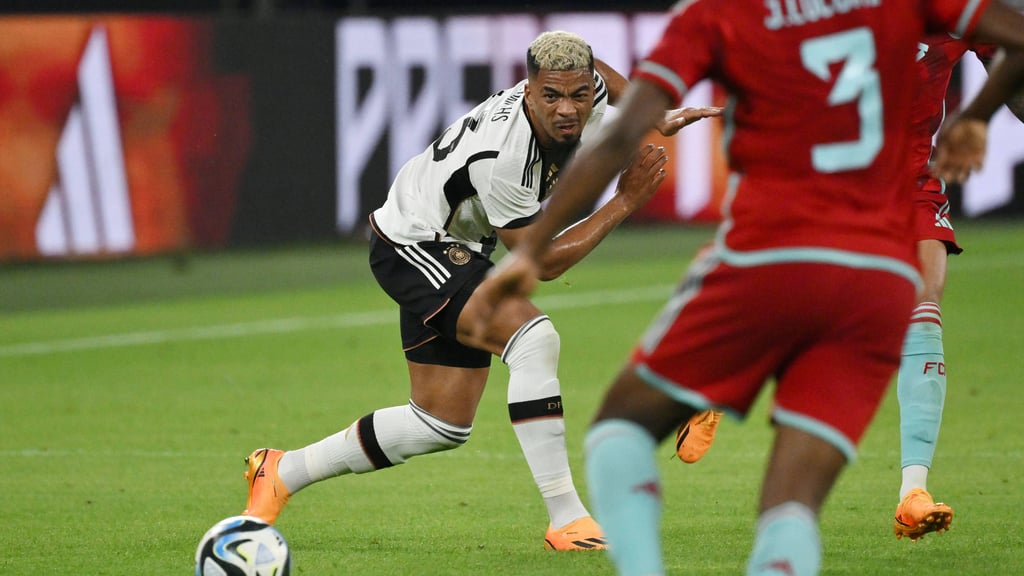 „An erster Stelle müssen wir Spieler uns an die Nase fassen”: Benjamin Henrichs.