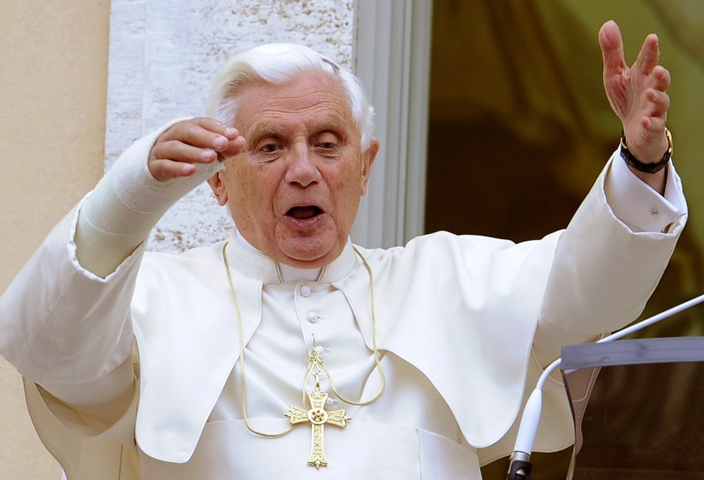 Als Ratzinger noch Erzbischof war, soll er „entsprechend Kenntnis von dem Vorleben“ des umstrittenen Priesters H. gehabt haben.