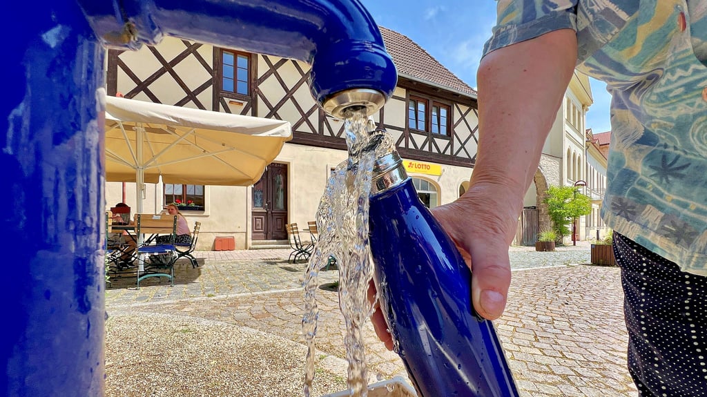 Trinkwasser ist auch in diesem Jahr wieder ein Gut, mit dem sparsam umgegangen werden sollte.