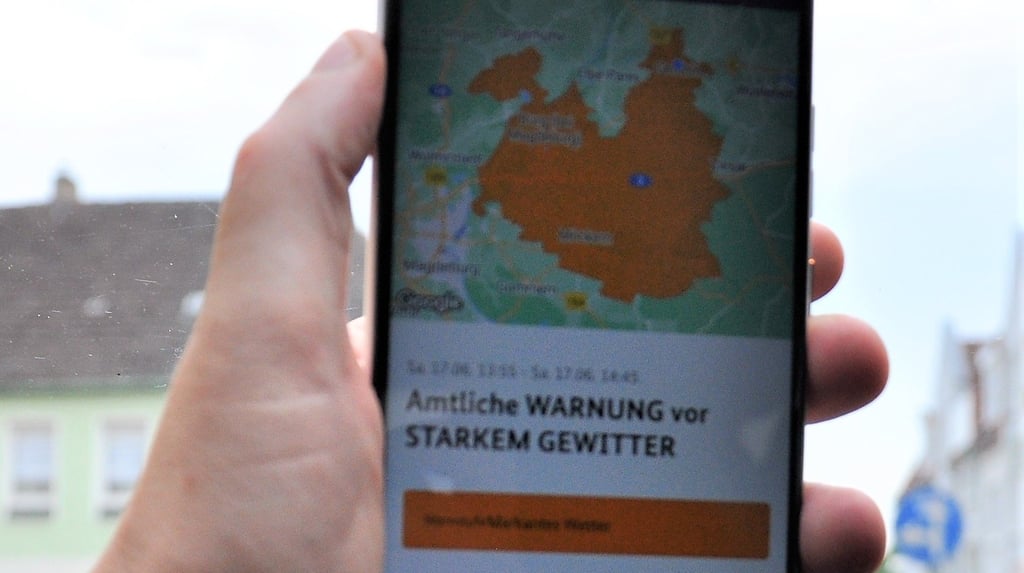 So warnt die Nina-App vor Gewitter in der Region Genthin.