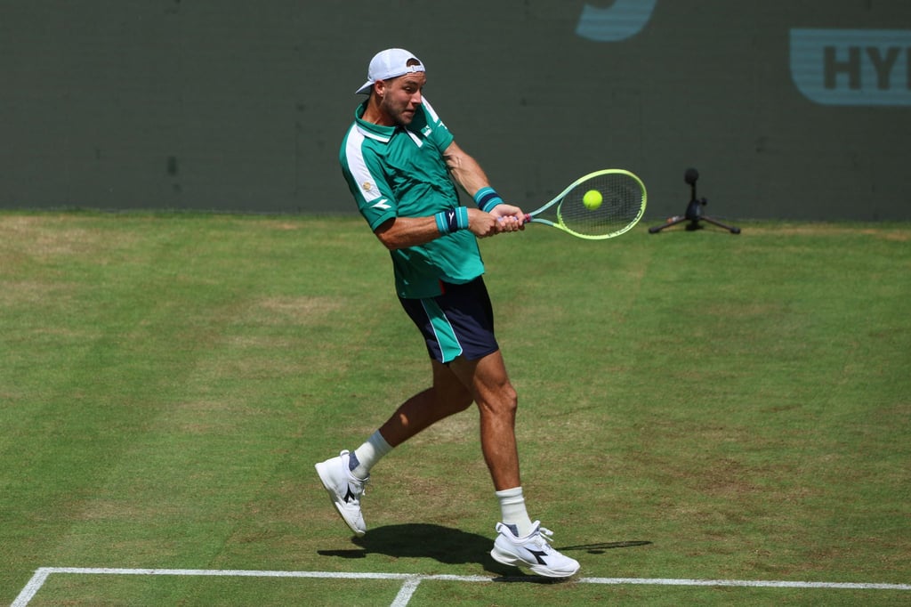 Konnte seine Chancen im Achtelfinale von Halle nicht nutzen: Jan-Lennard Struff.