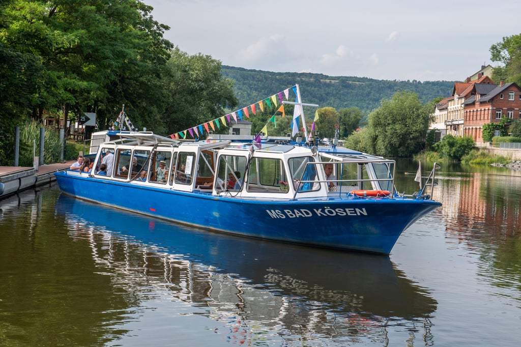 Das Fahrgastschiff "Bad Kösen" fährt ab sofort elektrisch - nach Umbau in der Werft Fischer in Mukrena.
