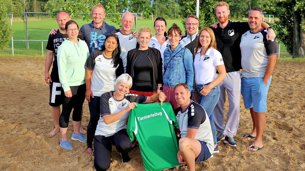 Das Vorbereitungs-Team freut sich auf einen sportlichen Familientag.