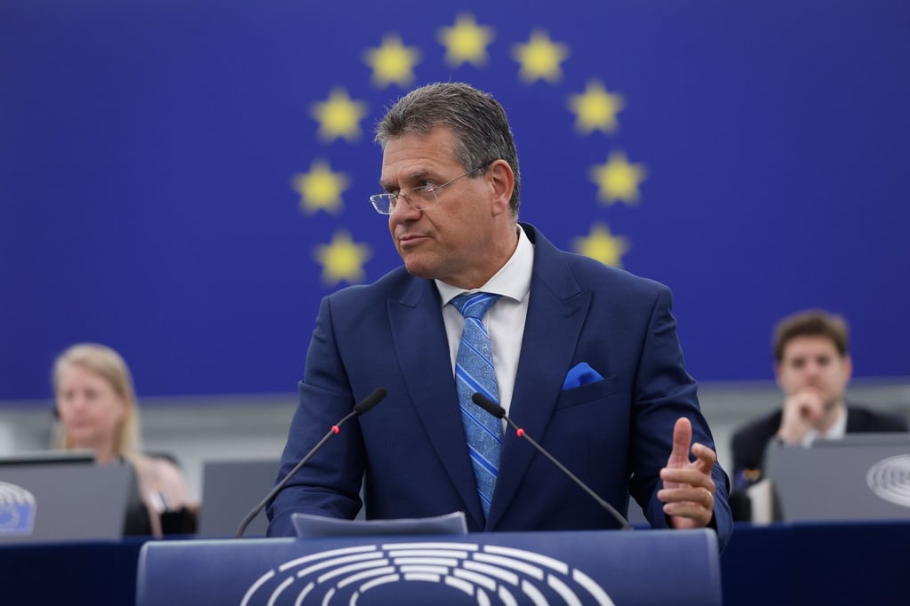 Maros Sefcovic, Vizepräsident der Europäischen Kommission, spricht während einer Sitzung.