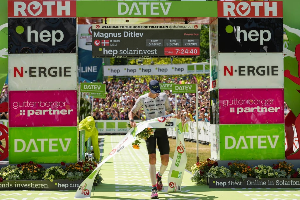 Ditlev unterbot damit die Roth-Rekordmarke von Jan Frodeno von 2016 (7:35:39) um fast elf Minuten.