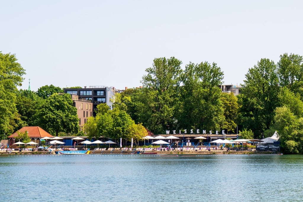 Der Weiße See gab dem Stadtteil den Namen. Das Strandbad hier gibt es schon fast 150 Jahre.