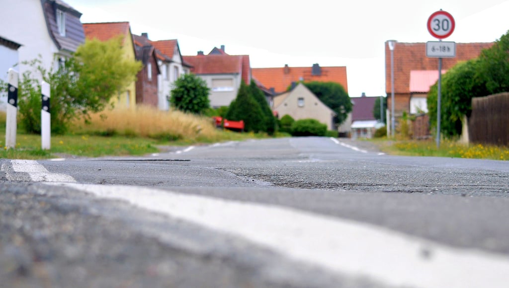 200.000 Euro standen ursprünglich für die Kreisstraße in Siptenfelde im Haushalt, jetzt sind es 0 Euro.