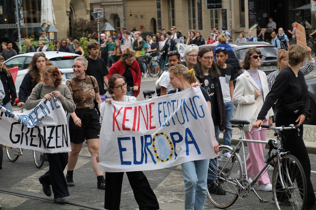 Rund 150 Teilnehmer zählte die Demo in Halle