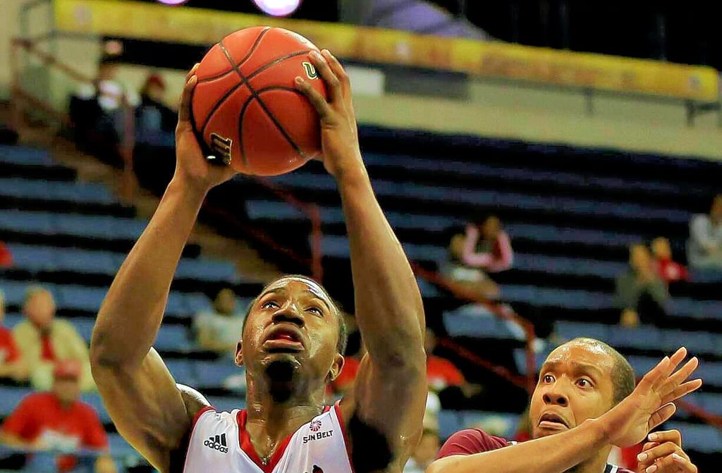 Johnathan Stove (l.) soll den MBC verstärken.
