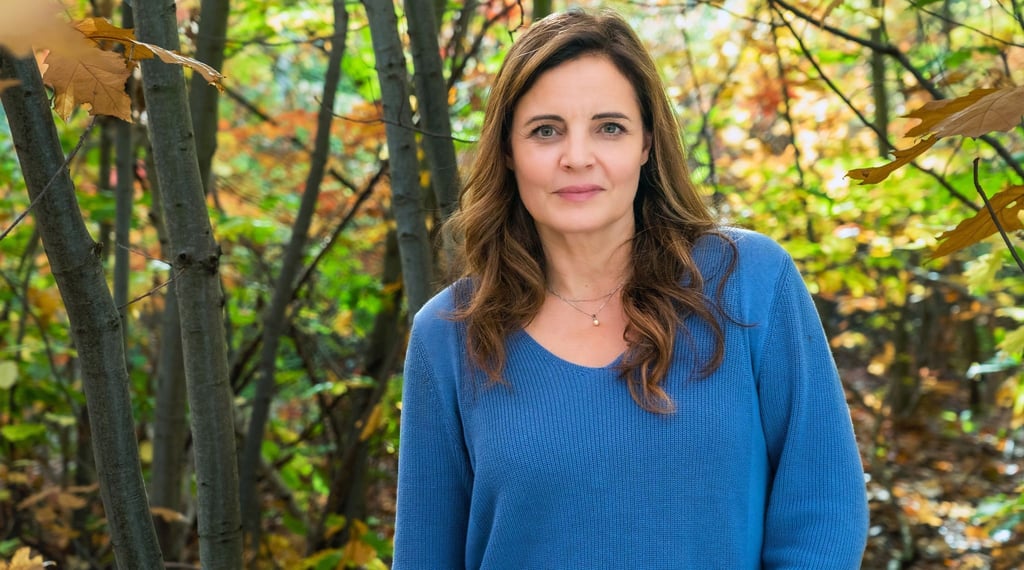 Elisabeth Lanz ist die Tierärztin Dr. Mertens.