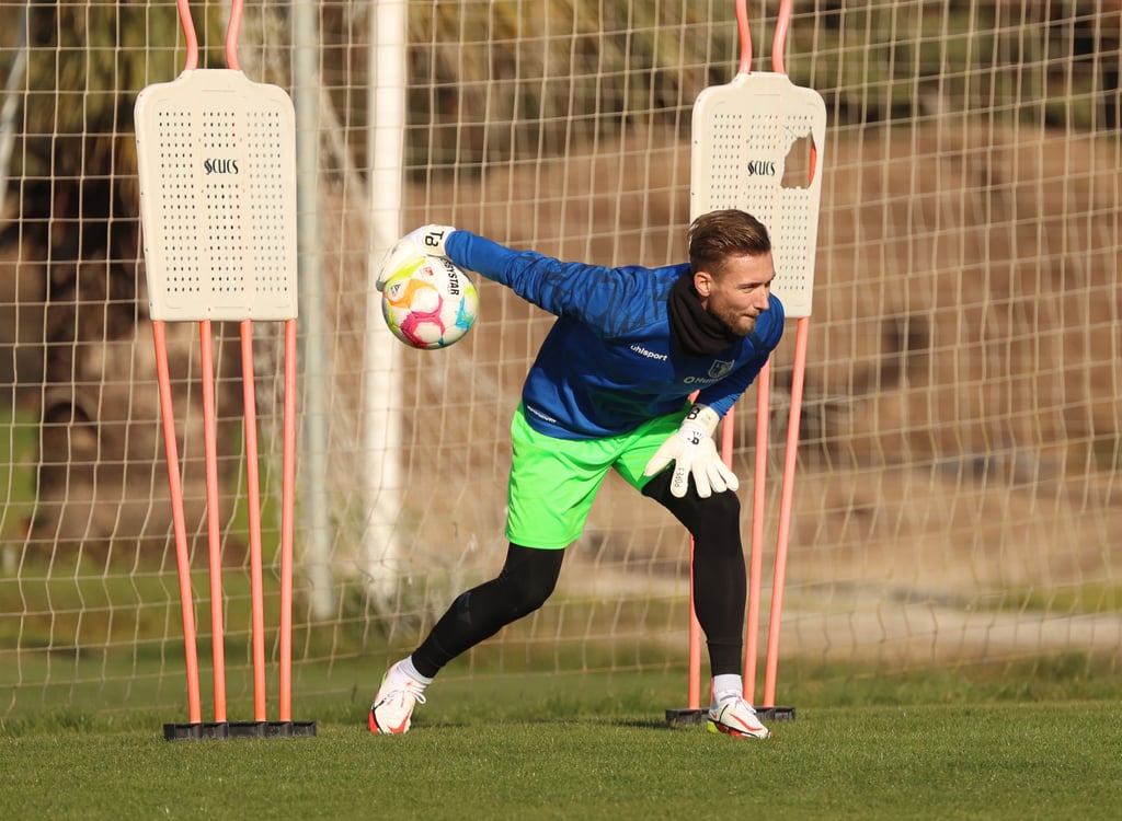 Wechselt vom 1. FC Magdeburg zum SV Elversberg: Torhüter Tim Boss.