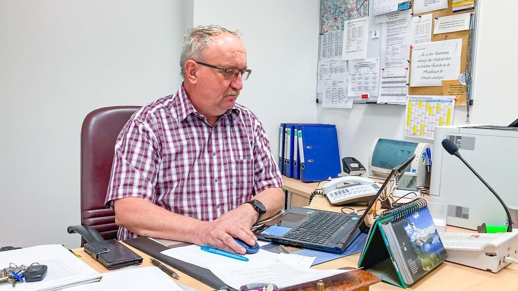 Roland Franke in seinem Büro