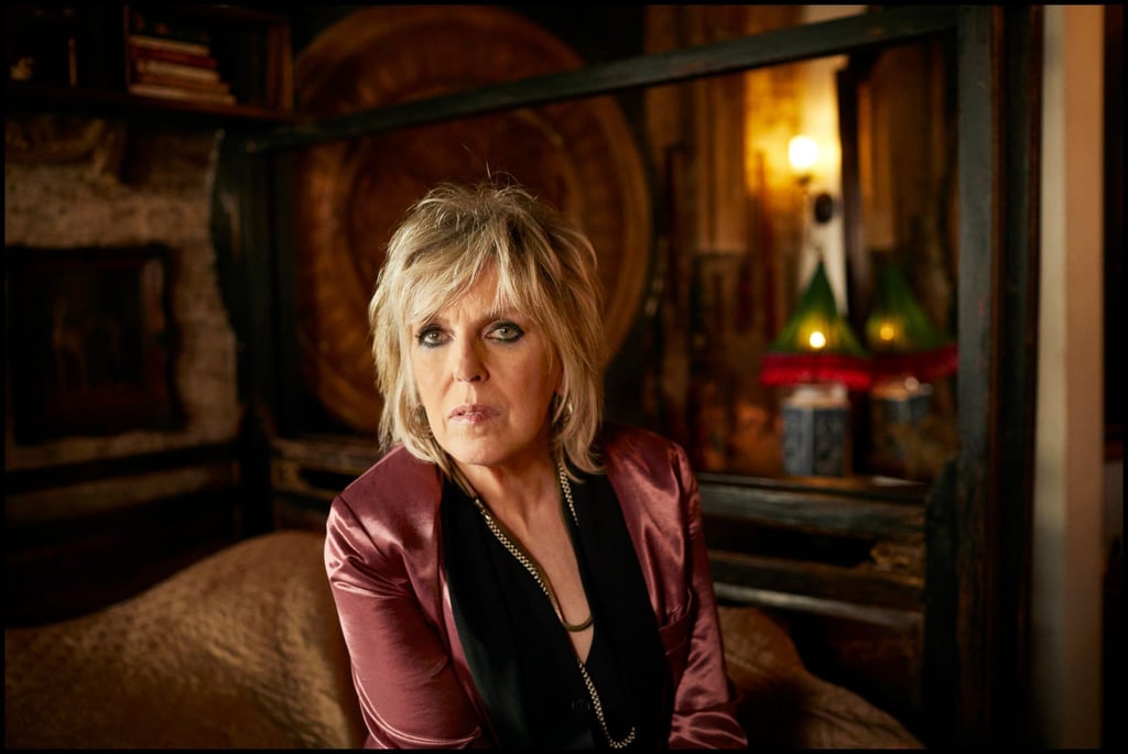 Lucinda Williams erzählt hinreißende „Stories From A Rock N Roll Heart“.