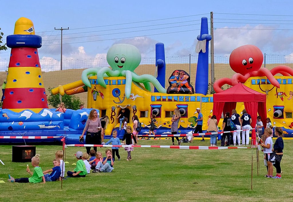 Der Sportplatz im Derenburger Rehtal wird sich am heutigen Sonnabend, 1. Juli, in eine bunte Spielewelt verwandeln.