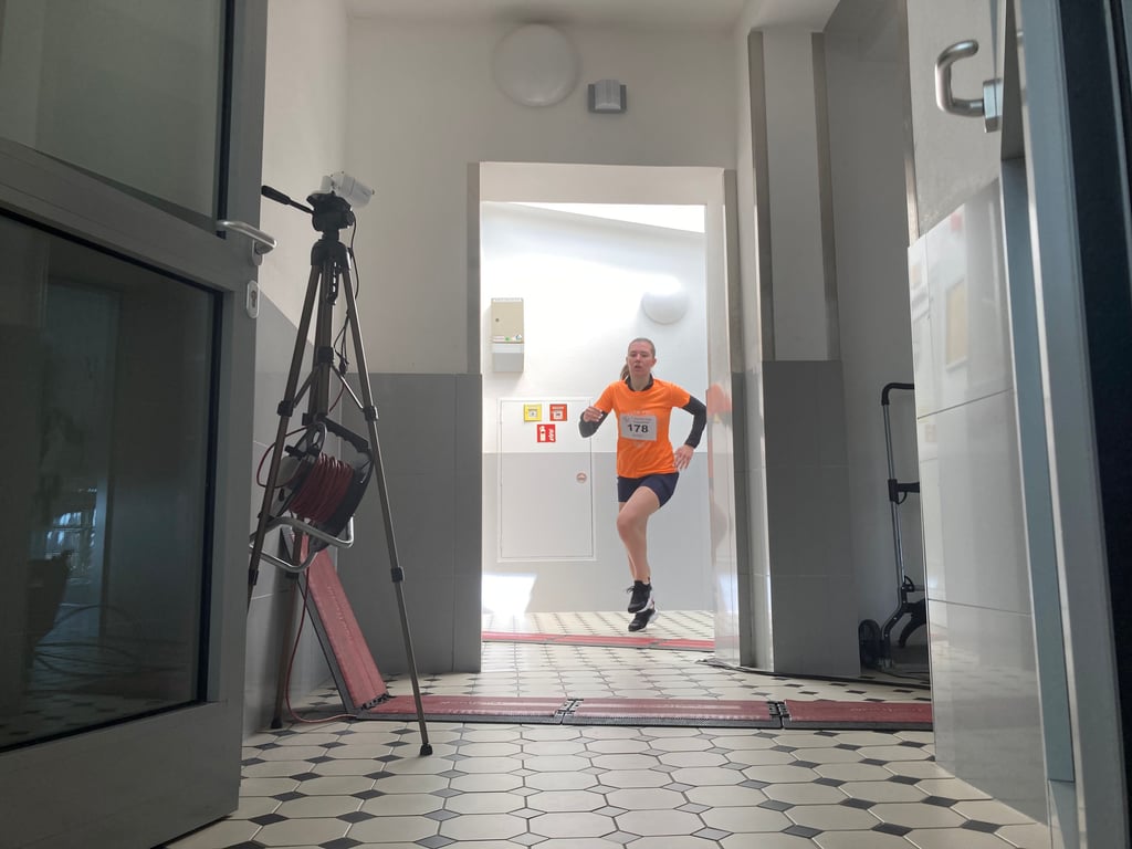 Impressionen vom Treppenlauf 2023 der Berufsbildenden Schulen "Conrad Tack".