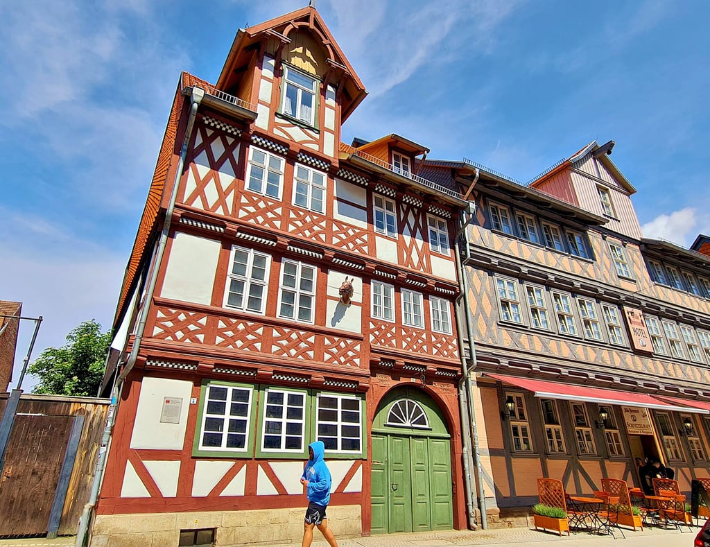 Die Krellsche Schmiede in Wernigerodes Breiter Straße wurde vor 345 Jahren erbaut. Das Haus steht nun zum Verkauf.
