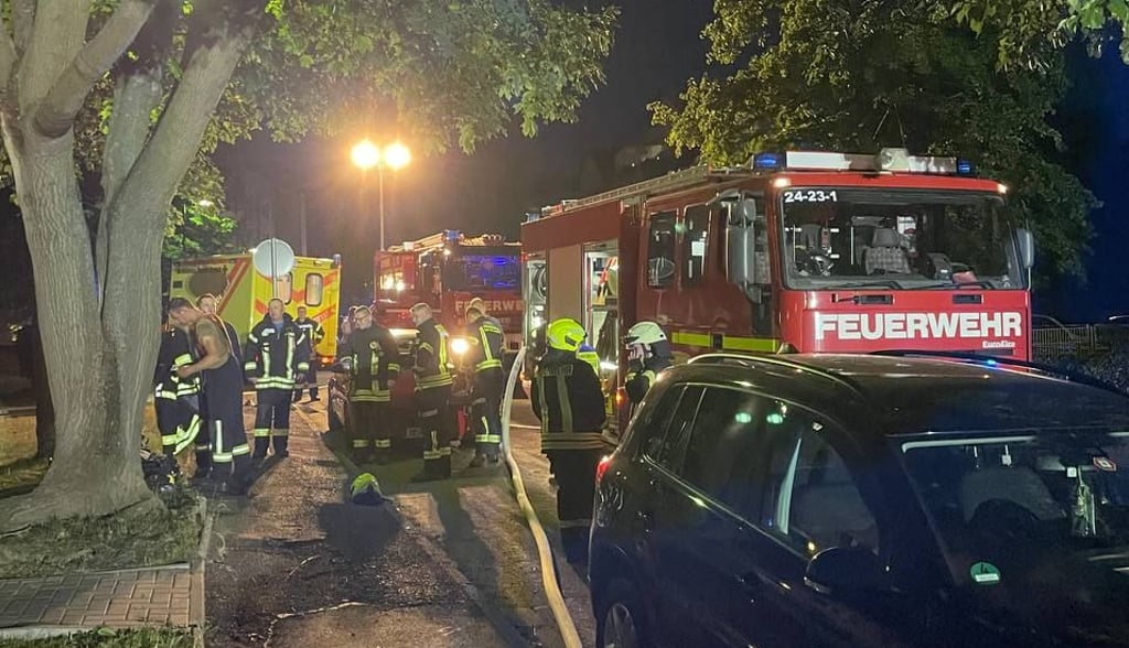 Die Einsatzkräfte mussten nachts um 3 Uhr in die von-Harnack-Straße