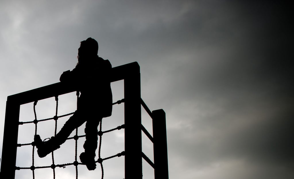 Was sind Gründe für Kinderarmut? Kinder und Jugendliche wählten am häufigsten die Antwort „weil viele Eltern zu wenig Geld verdienen“.