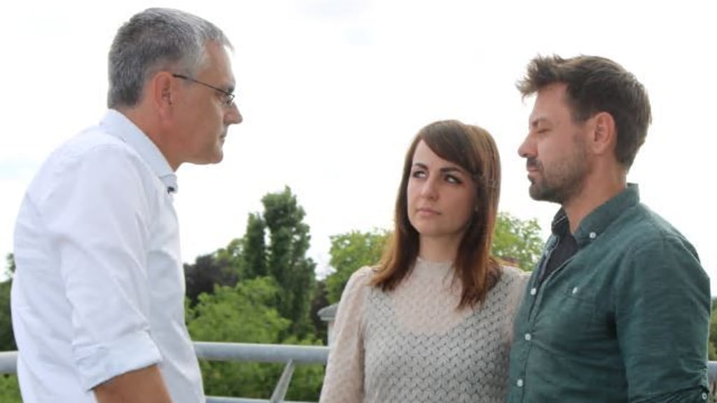 Rechtsanwalt Thomas Klaus (v.l), Katrin und Grischa Matheja: Die Familie ist Opfer einer Stalkerin.