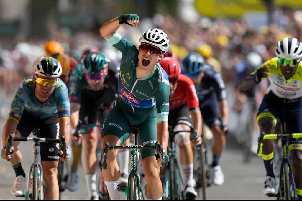 Jasper Philipsen fuhr seinen dritten Etappensieg bei dieser Tour ein.