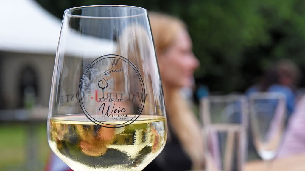 Die Wein-Zeit beginnt in Aschersleben Ende Juli.