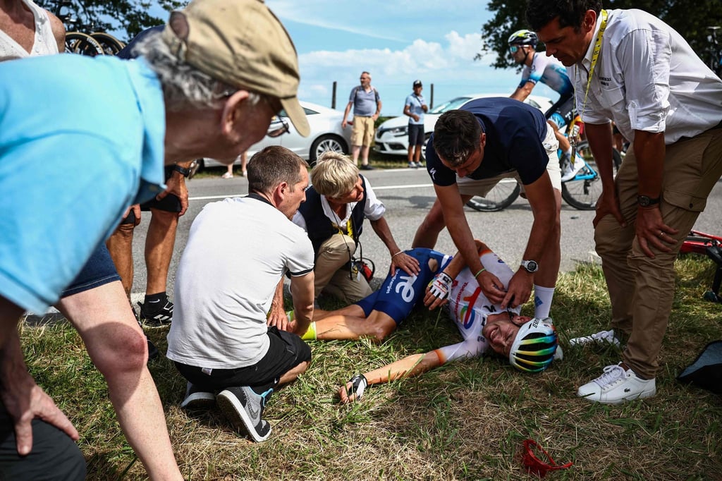 Musste die Tour de France nach einem Sturz vorzeitig beeenden: Steff Cras (M).