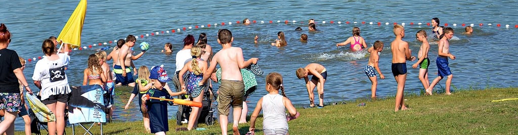 Bei steigenden Temperaturen im Verlauf des Zeltlagers bis über 30 Grad war das Baden natürlich eine der Lieblingsbeschäftigungen.
