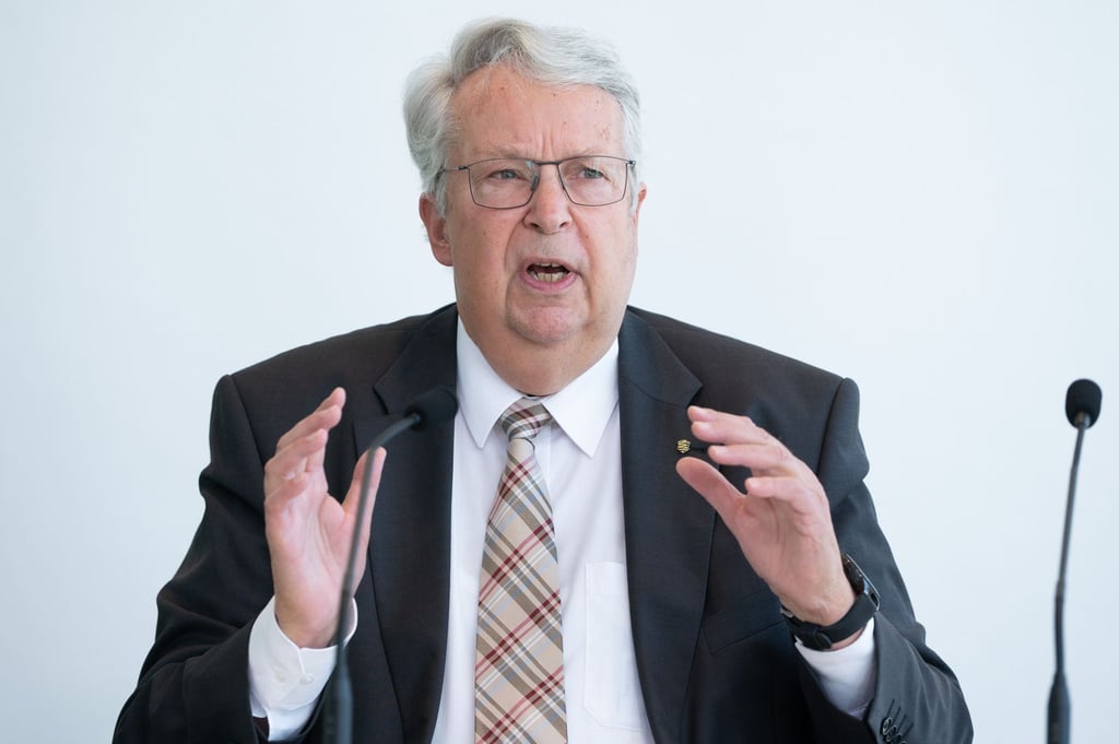 Geert Mackenroth (CDU), Ausländerbeauftragter, spricht.