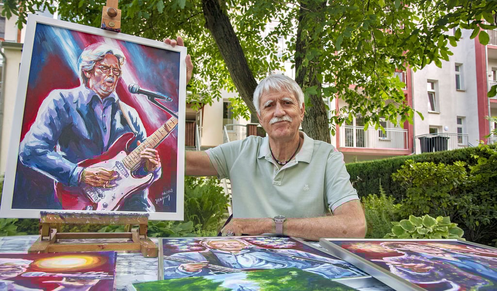 Jürgen Kutschmannauf du und du mit Eric Clapton. Er hat etwa 270 Rocklegenden auf Leinwand verewigt.