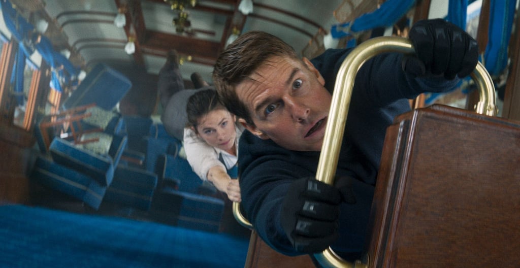 Tom Cruise als Ethan Hunt und Hayley Atwell als Grace in einer Szene des Films „Mission: Impossible 7 - Dead Reckoning Teil Eins“.