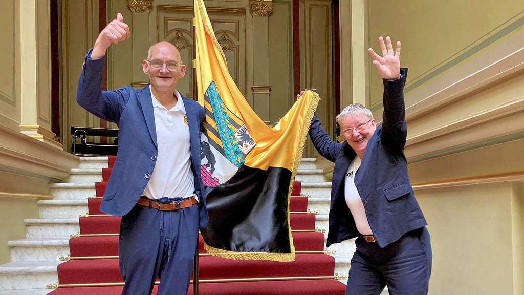 Kersten Schneevoigt und Bärbel Gratopp sind nach dem Special Olympics, bei denen sie Deutscvhland und Sachsen-Anhalt vertreten haben, in der Staatskanzlei empfangen worden.