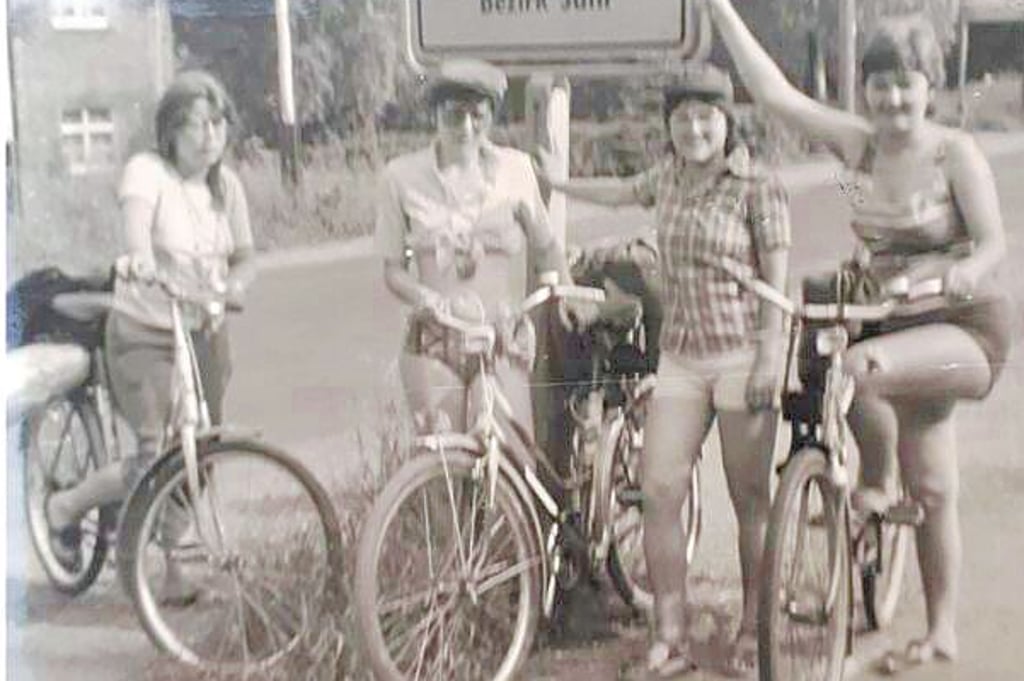Im August 1980 zogen Birgit Kunze und ihre Freundinnen mit dem Fahrrad von Tultewitz aus gen Ilmenau los - geschlafen wurde am Wegesrand.