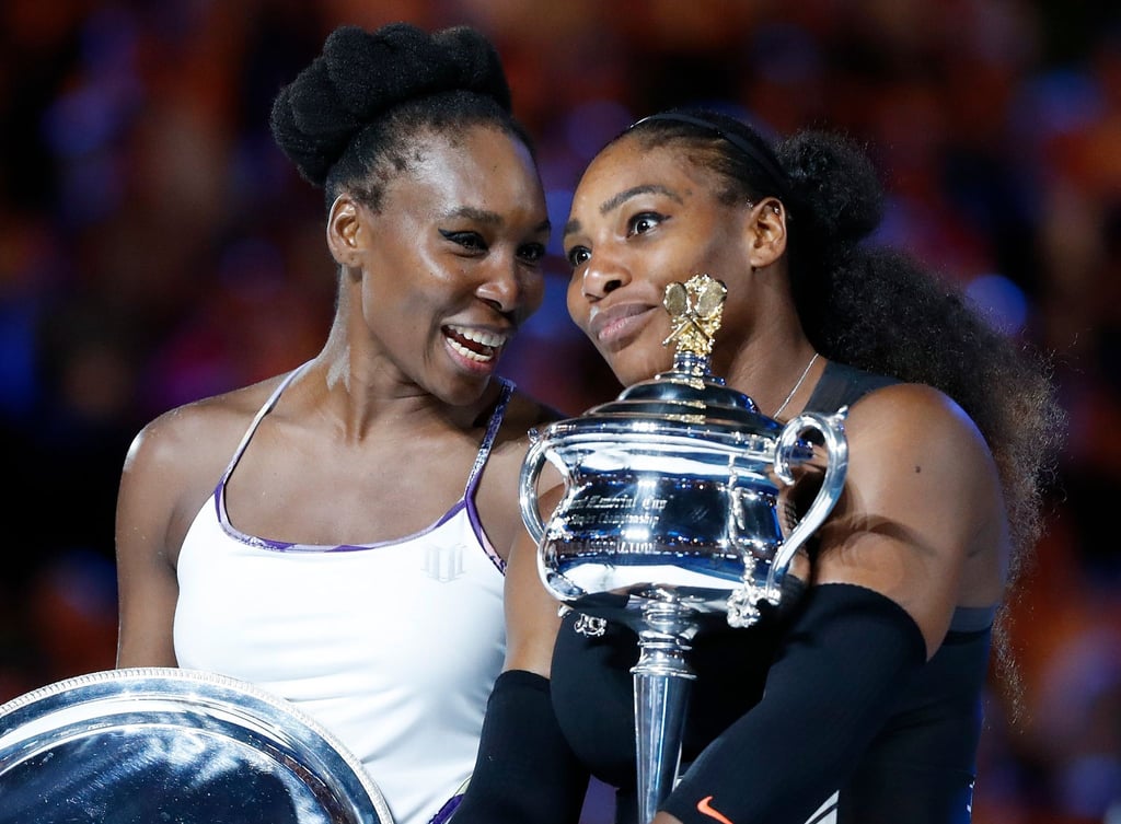 Venus (l) und Serena Williams (r) haben ihren Weg in der Tenniswelt bis ganz oben gemacht.