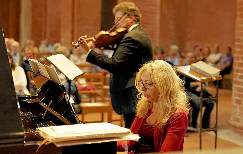 Das Arthouse-Trio mit Marco Reiß und Daniela Gentile sowie Luigi Santo (nicht im Bild) gibt ein Konzert in der Markuskirche.