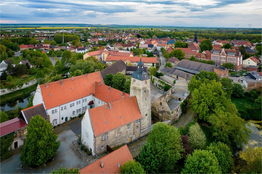 Am 1. Mai gibt es wieder eine Sonntagsführung auf der Egelner Wasserburg.