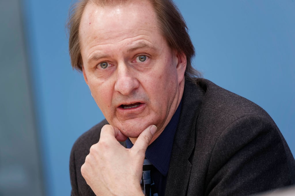 Der Hauptsitz seiner Behörde, dem Umweltbundesamt, ist in Sachsen-Anhalt. Dirk Messner macht sich aber nur selten auf den Weg dorthin.