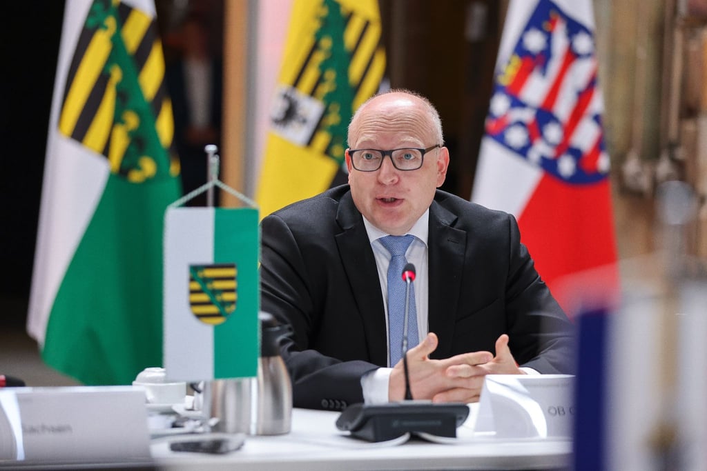 Sachsen-Anhalts CDU-Vorsitzender Sven Schulze spricht in Chemnitz.