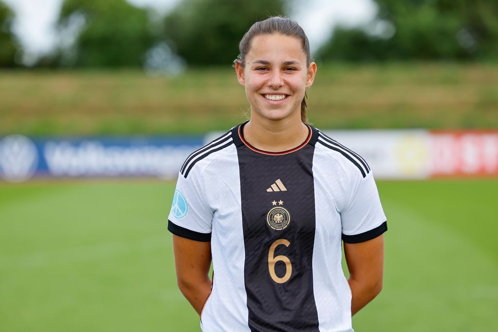Ist zurück auf dem Trainingsplatz der DFB-Frauen: Lena Oberdorf.