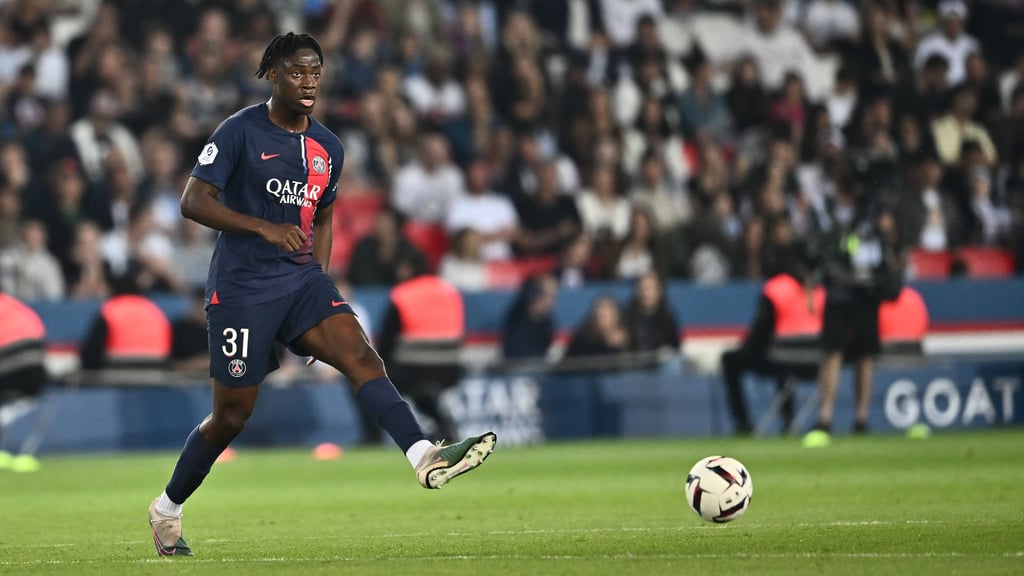 Feiner Fuß trotz 1,96 Meter Körperlänge: El Chadaille Bitshiabu