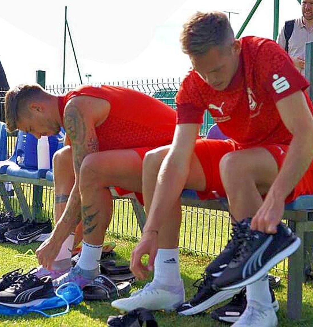 Aljaz Casar (r.) und Andor Bolyki vor dem ersten Training