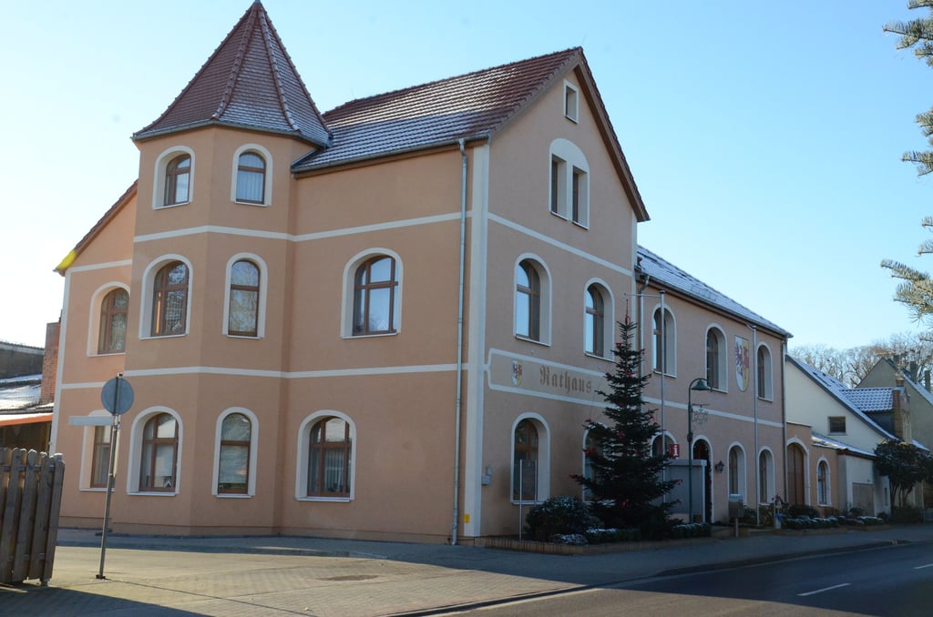 Neubesetzung der Ämter im Rathaus Kalbe.