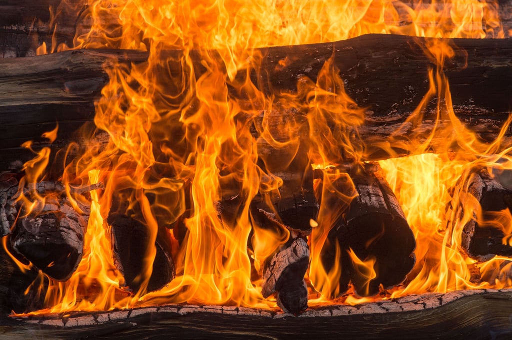 Lagerfeuer am Waldrand können im Harz schnell zum Brandrisiko werden.