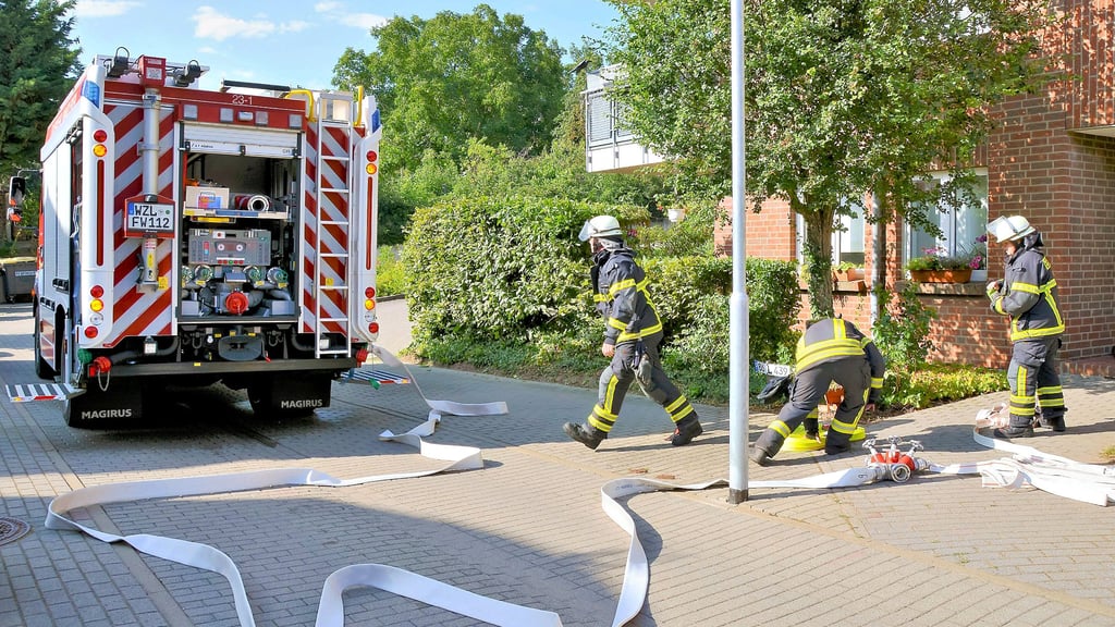 Brandeinsatz am 17. Juli 2023 in Wanzleben: Ein Rauchmelder hatte die Feuerwehr zu einem möglichen Wohnungsbrand gerufen.