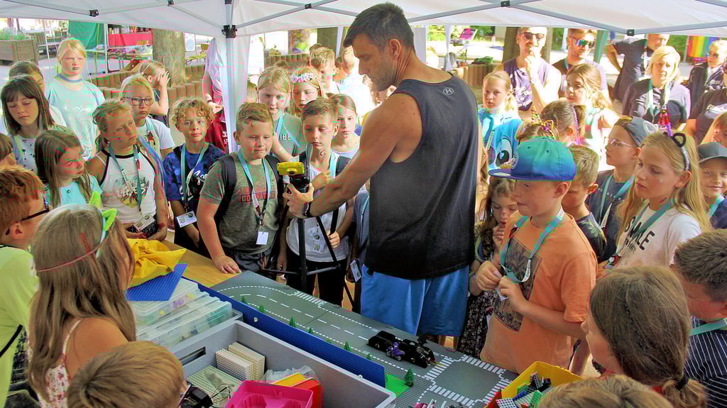 Wie funktioniert eigentlich eine Gemeinde? Das und noch einiges mehr, was Demokratie ausmacht, konnten Kinder eine Woche lang in Börderado lernen vor allem auch gleich ausprobieren.