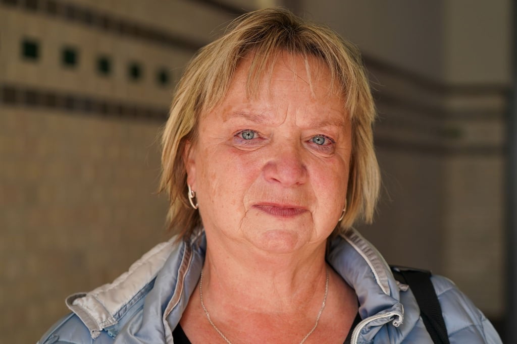 Die Turn-Trainerin Gabriele Frehse nach dem Verlassen des Arbeitsgerichts Chemnitz.