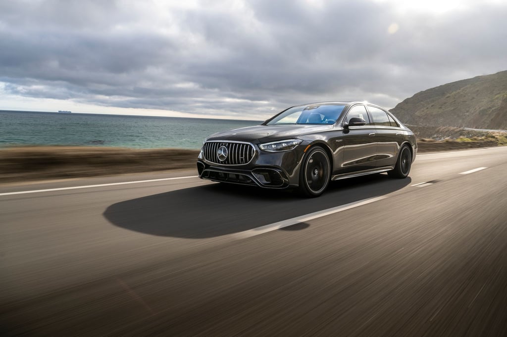 Man könnte etwas pubertär Knaller-Limo sagen: Offiziell trägt die über 800 PS starke Limousine von Mercdes-AMG aber den Namen S 63 E Performance.