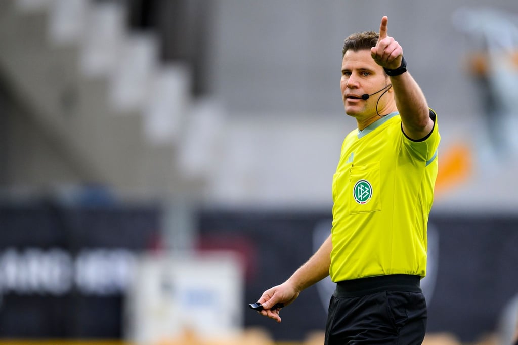 Felix Brych und Mirka Derlin wurden vom DFB ausgezeichnet.