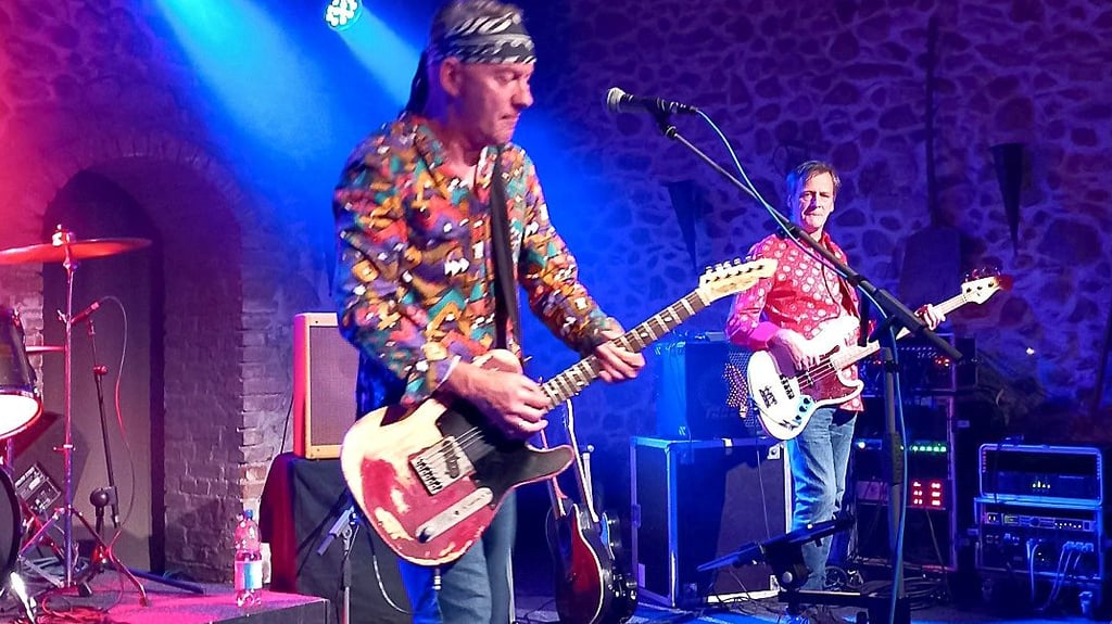 Die Tenne rockt: Die Band „Starfucker“ wurde als Europas bekannteste Rolling-Stones-Coverband gefeiert.