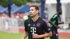 Bitterer Einstand bei den Bayern: Raphael Guerreiro startet mit einer mehrwöchigen Verletzungspause in die Saison.